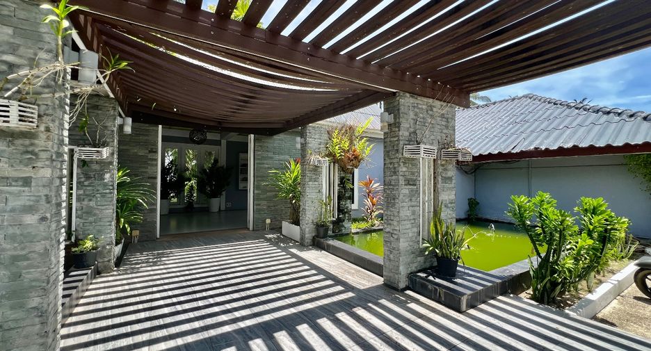 For rent and for sale 12 bedrooms retail Space in Nuea Khlong, Krabi