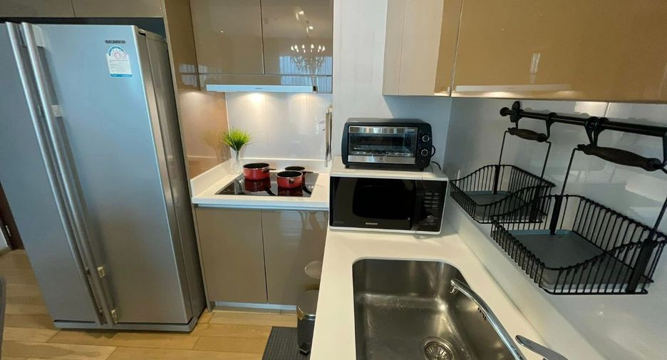 For rent and for sale 2 bedrooms condo in Khlong Toei, Bangkok