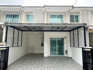 For Rent 3 Bedroom Townhouse In Mueang Chiang Mai