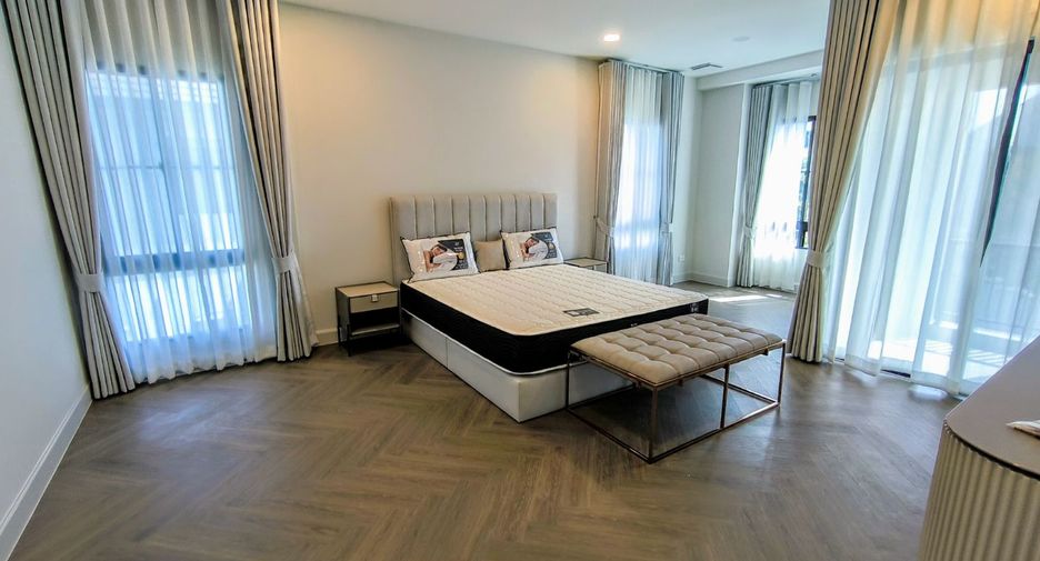 For rent 4 bedrooms house in Saphan Sung, Bangkok
