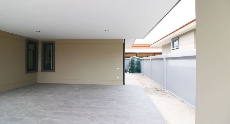 For sale 3 bedrooms house in Mueang Nongbua Lamphu, Nong Bua Lamphu