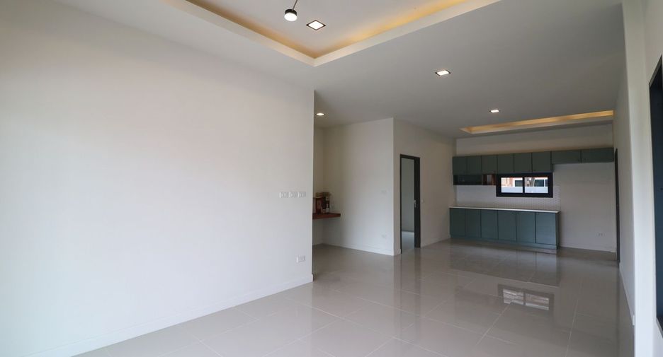 For sale 3 bedrooms house in Mueang Nongbua Lamphu, Nong Bua Lamphu