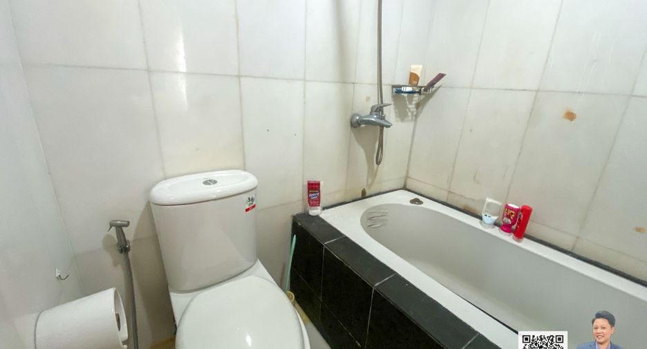 À vendre 2 chambres condo à Watthana, Bangkok