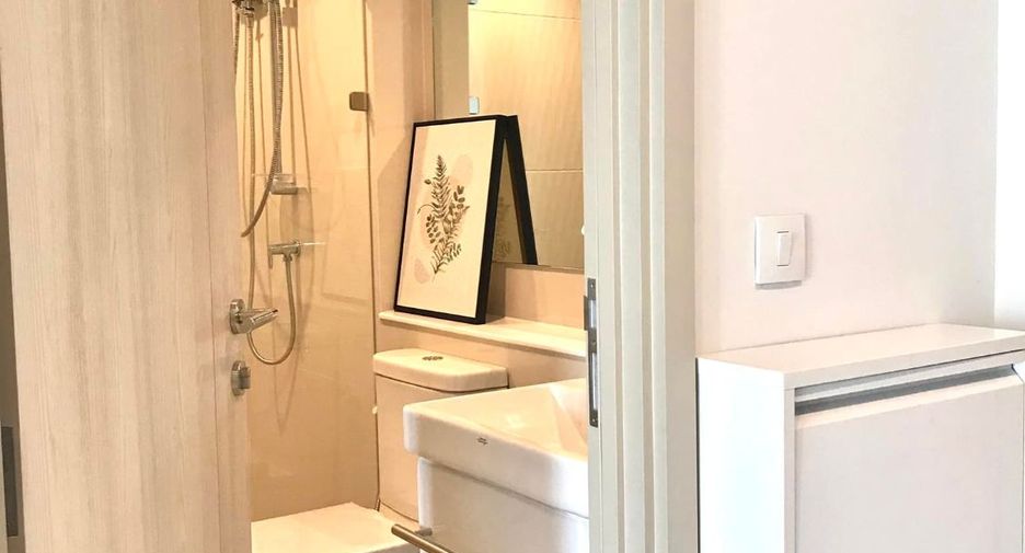 For rent 1 bed condo in Pathum Wan, Bangkok