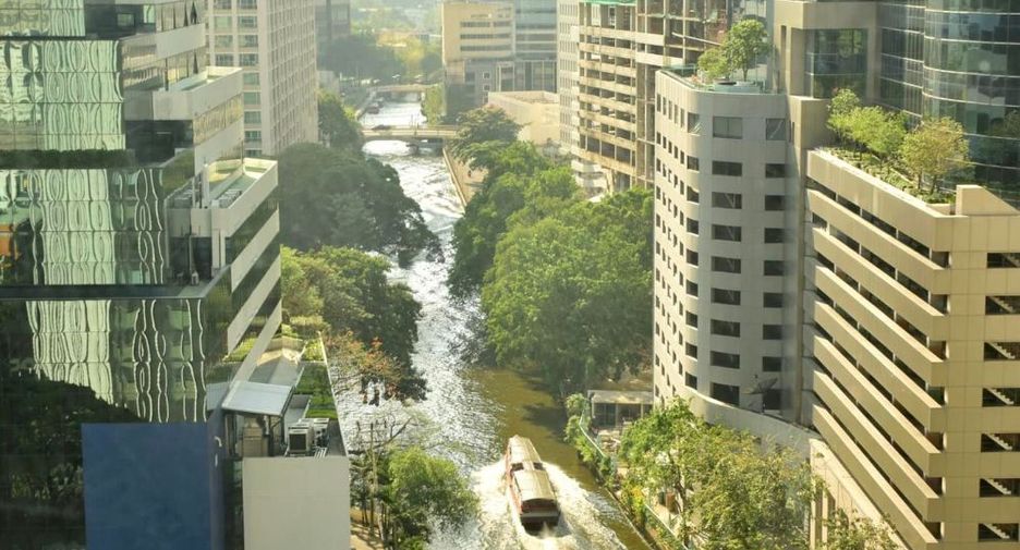 For rent 1 bed condo in Pathum Wan, Bangkok