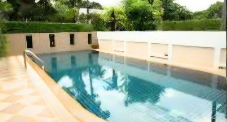 For rent 5 ベッドルーム condo in Suan Luang, Bangkok