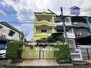 For sale 4 bed townhouse in Lam Luk Ka, Pathum Thani