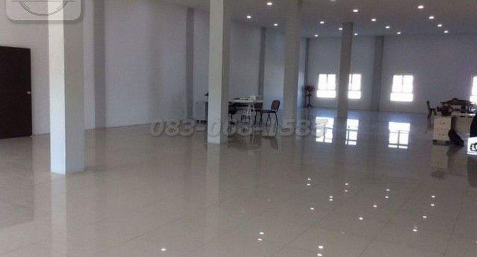 For sale 1 Beds office in Bang Sao Thong, Samut Prakan