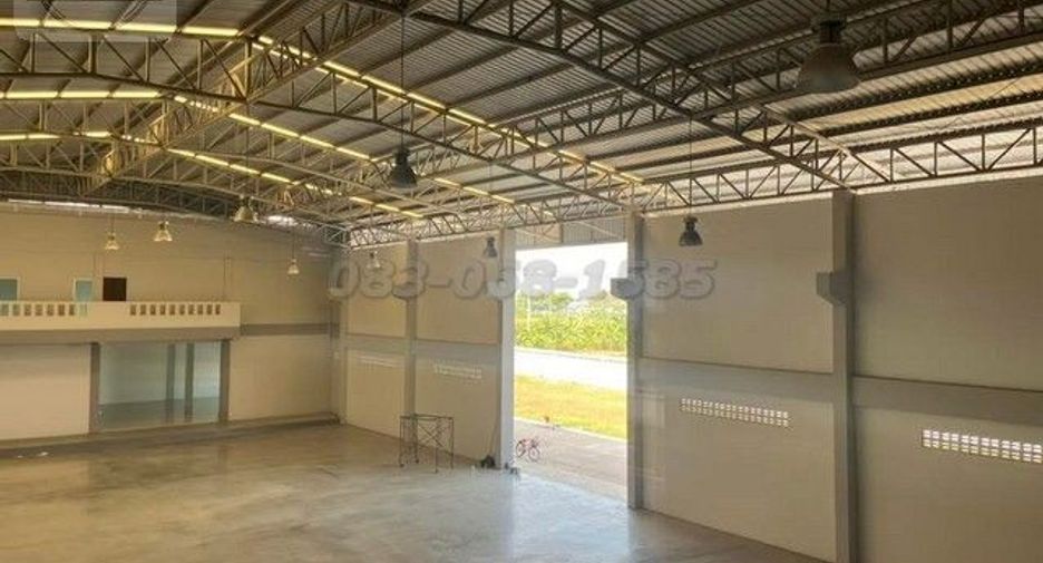 For sale 1 Beds office in Bang Sao Thong, Samut Prakan
