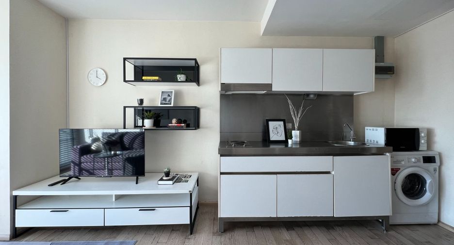 For rent 1 bed condo in Khlong Toei, Bangkok