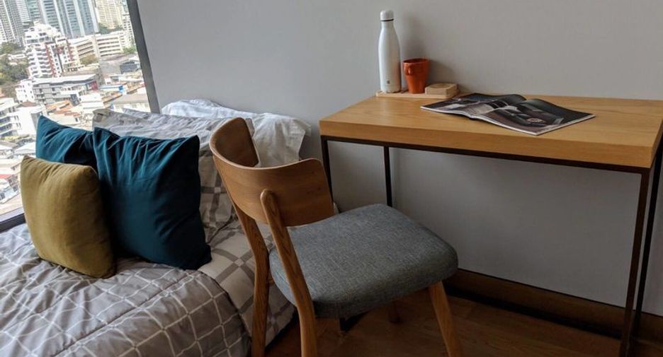 For rent 2 ベッドルーム condo in Khlong Toei, Bangkok
