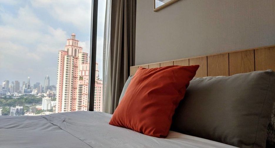 For rent 2 ベッドルーム condo in Khlong Toei, Bangkok