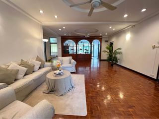 Apartment zur Miete mit 3 Zimmer in Watthana, Bangkok