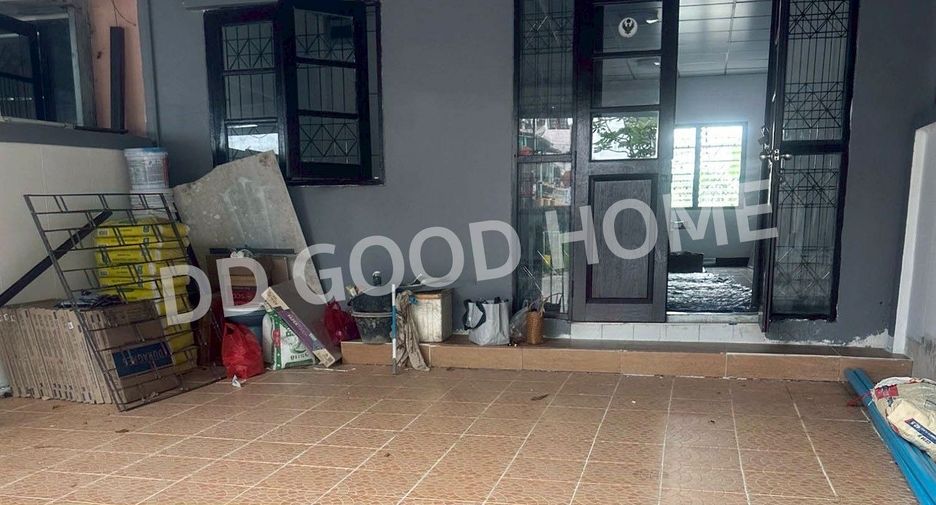 For sale 2 bedrooms townhouse in Bang Kruai, Nonthaburi