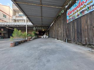 For sale 2 bed retail Space in Pluak Daeng, Rayong