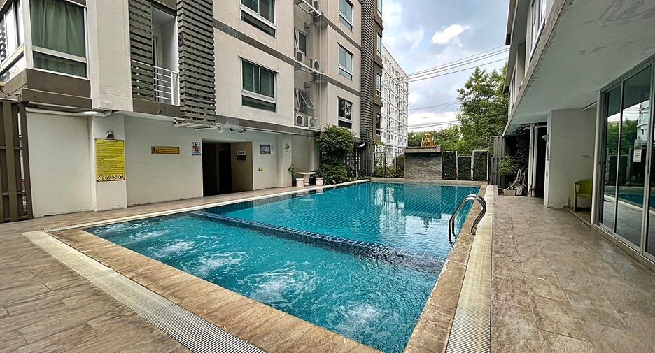 For sale 1 bed condo in Mueang Samut Prakan, Samut Prakan
