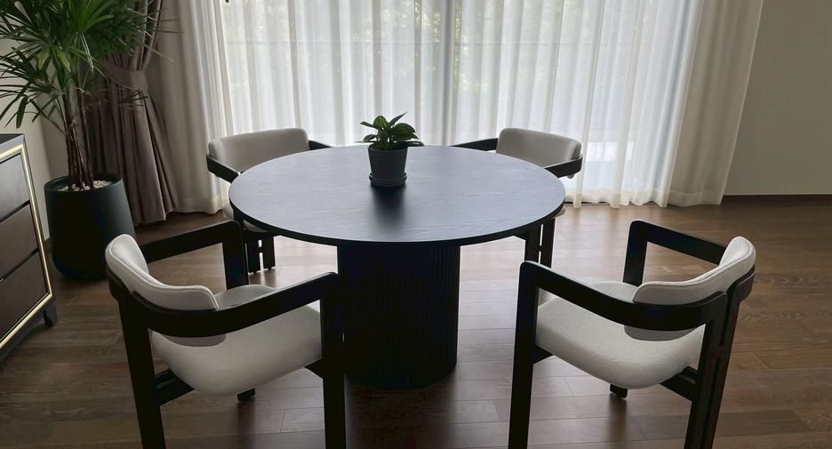 For rent 6 bedrooms house in Suan Luang, Bangkok