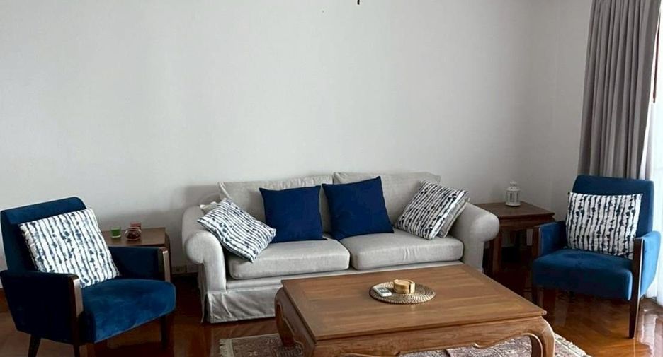 For sale 2 bedrooms condo in Khlong Toei, Bangkok
