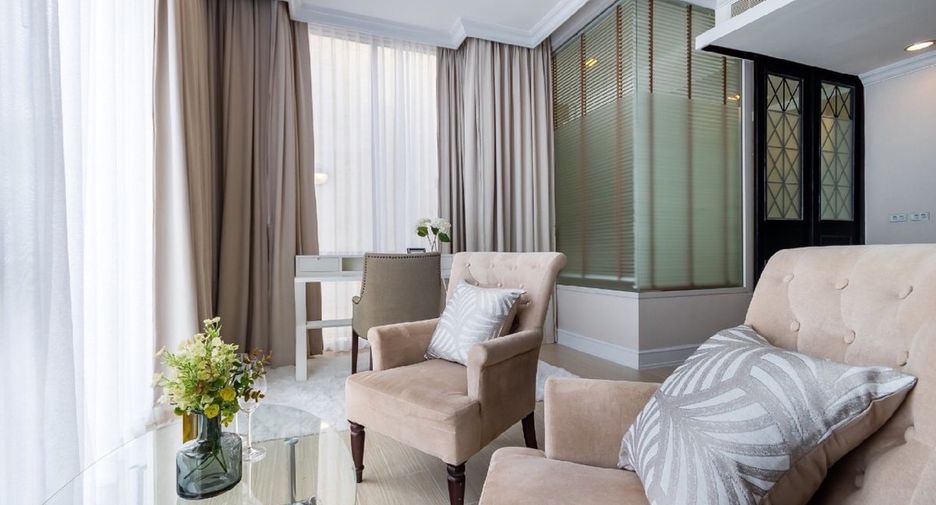 For rent and for sale 3 bedrooms townhouse in Watthana, Bangkok