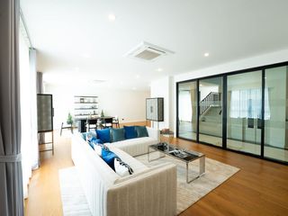 For rent 6 Beds house in Saphan Sung, Bangkok