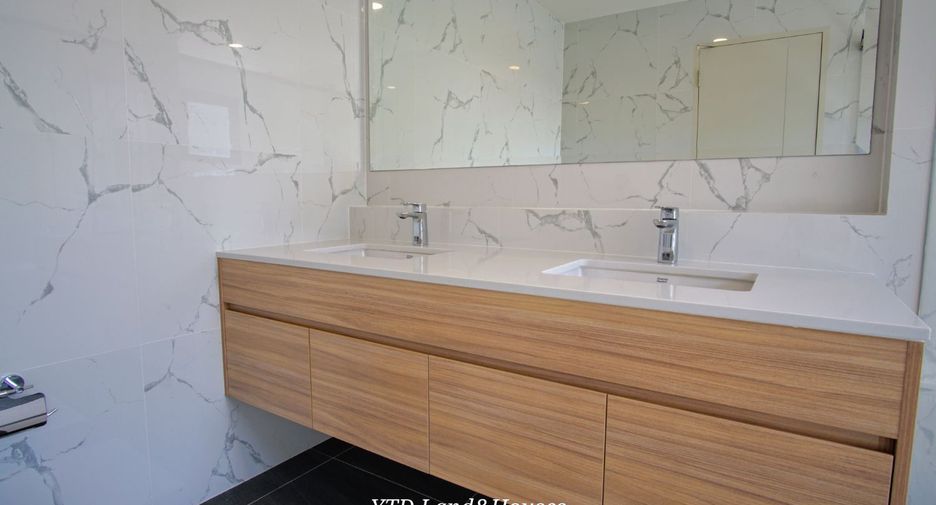 For rent 4 bedrooms house in Bang Phli, Samut Prakan