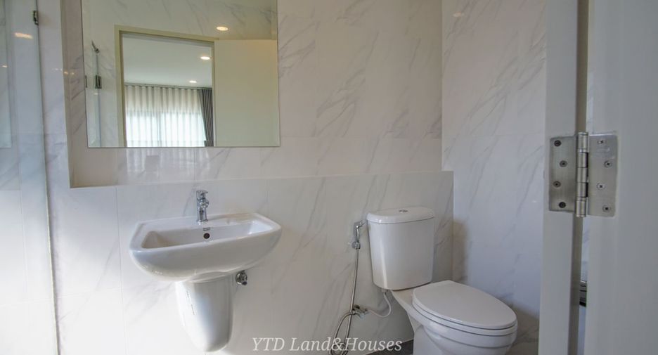 For rent 4 bedrooms house in Bang Phli, Samut Prakan