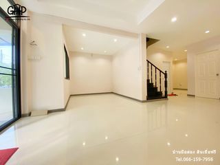 For sale 3 bed townhouse in Bang Bon, Bangkok