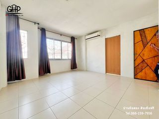For sale 3 bed townhouse in Thanyaburi, Pathum Thani
