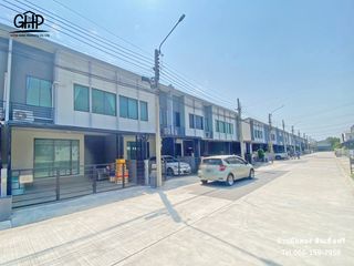 For sale 3 bed townhouse in Pak Kret, Nonthaburi