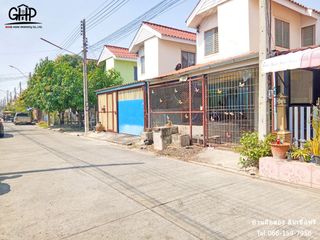 For sale 2 bed townhouse in Mueang Lop Buri, Lopburi