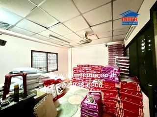 For sale 6 Beds retail Space in Bang Sue, Bangkok