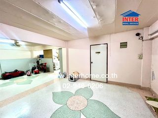 For sale 6 Beds retail Space in Bang Sue, Bangkok