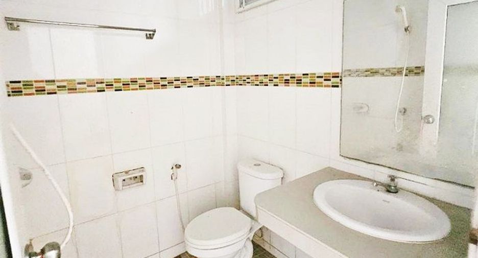 For sale 2 bedrooms townhouse in Bang Bua Thong, Nonthaburi