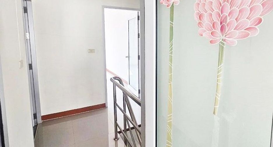 For sale 2 bedrooms townhouse in Bang Bua Thong, Nonthaburi