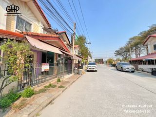 For sale 3 bed townhouse in Khlong Luang, Pathum Thani