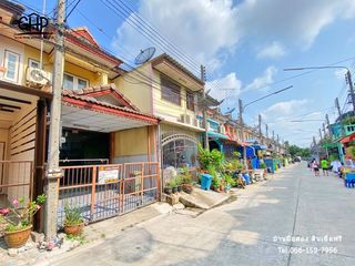 For sale 2 bed townhouse in Krathum Baen, Samut Sakhon