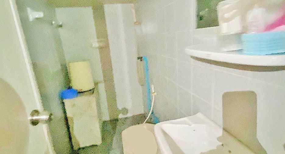 For sale 2 bed townhouse in Krathum Baen, Samut Sakhon