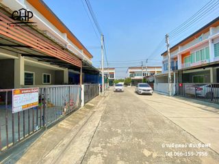 For sale 3 Beds townhouse in Mueang Nakhon Pathom, Nakhon Pathom