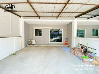 For sale 3 Beds townhouse in Mueang Nakhon Pathom, Nakhon Pathom