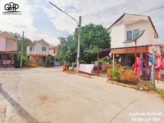 For sale 2 bed townhouse in Phatthana Nikhom, Lopburi