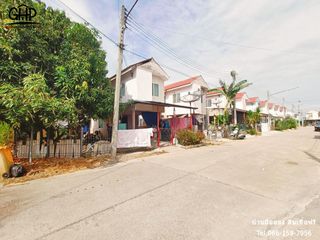 For sale 2 bed townhouse in Phatthana Nikhom, Lopburi