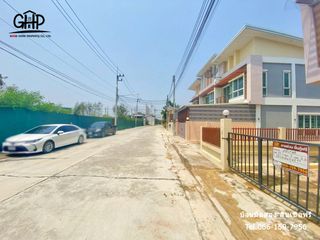 For sale 3 Beds townhouse in Kamphaeng Saen, Nakhon Pathom