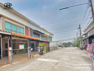For sale 3 Beds townhouse in Sam Phran, Nakhon Pathom