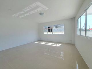 For rent and for sale 4 bed warehouse in Mueang Samut Sakhon, Samut Sakhon