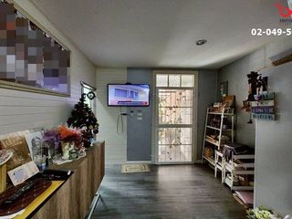 For sale 4 bed townhouse in Lam Luk Ka, Pathum Thani