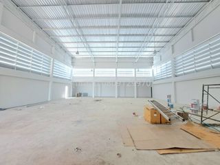 For rent and for sale 4 bed warehouse in Krathum Baen, Samut Sakhon
