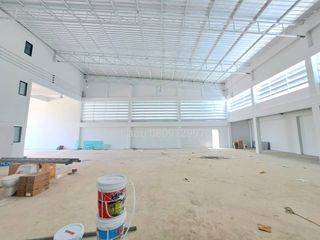 For rent and for sale 4 bed warehouse in Krathum Baen, Samut Sakhon