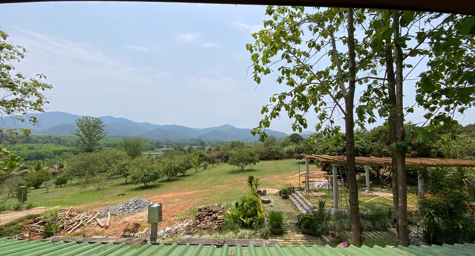 For sale 4 bedrooms house in Phrao, Chiang Mai