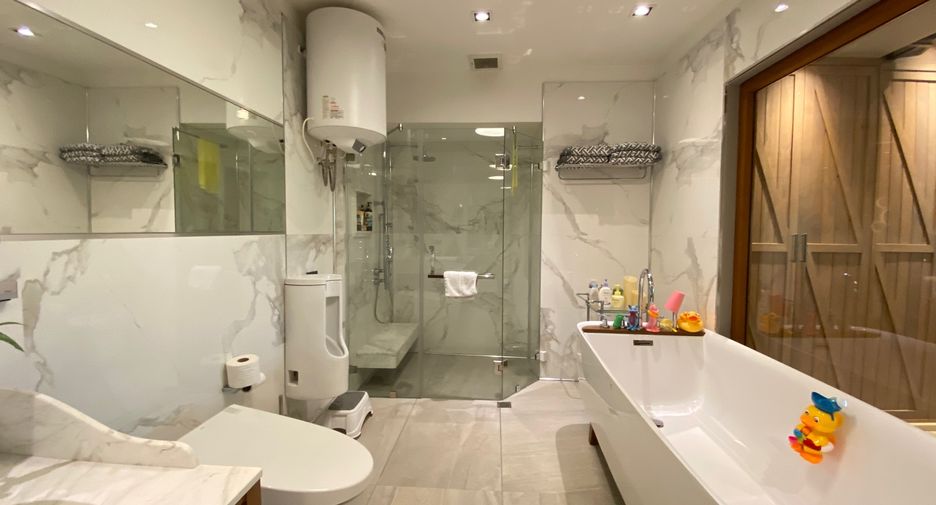 For sale 4 bedrooms house in Phrao, Chiang Mai