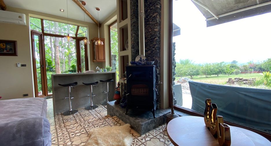 For sale 4 bedrooms house in Phrao, Chiang Mai
